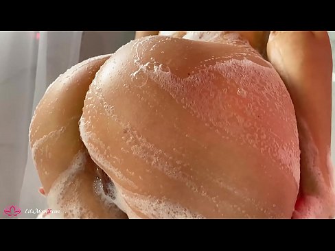 ❤️ Brunette Masturbates Pussy b'vibratur għal orga intens fid-doċċa ☑ Sluts f'mt.filmepornonline.ru ☑