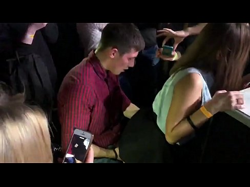 ❤️ Sess reali f'nightclub Russu. Tfajla Russa ta’ 18-il sena fl-anus u l-vaġina fucked f’nightclub ☑ Sluts f'mt.filmepornonline.ru ☑